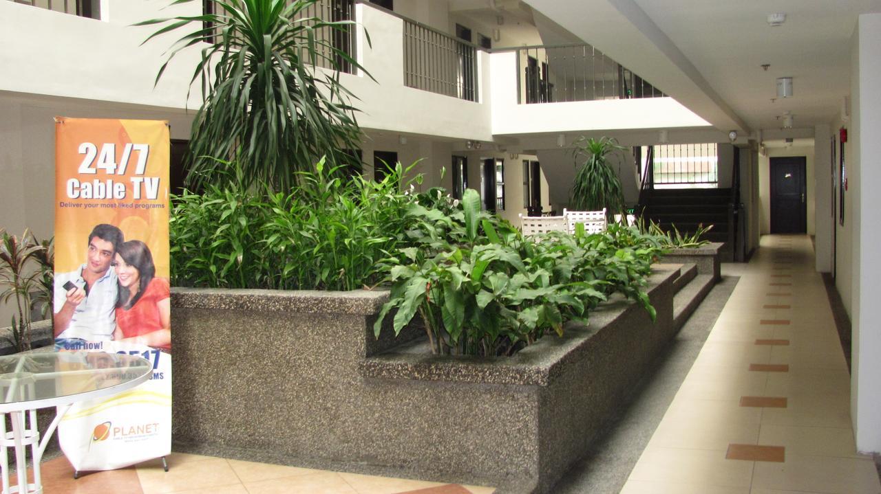 Two - 2Br Condo In The Heart Of Davao City Kültér fotó