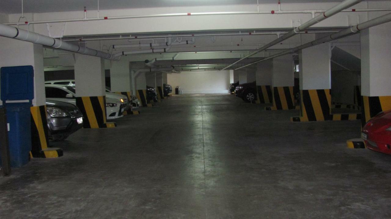 Two - 2Br Condo In The Heart Of Davao City Kültér fotó
